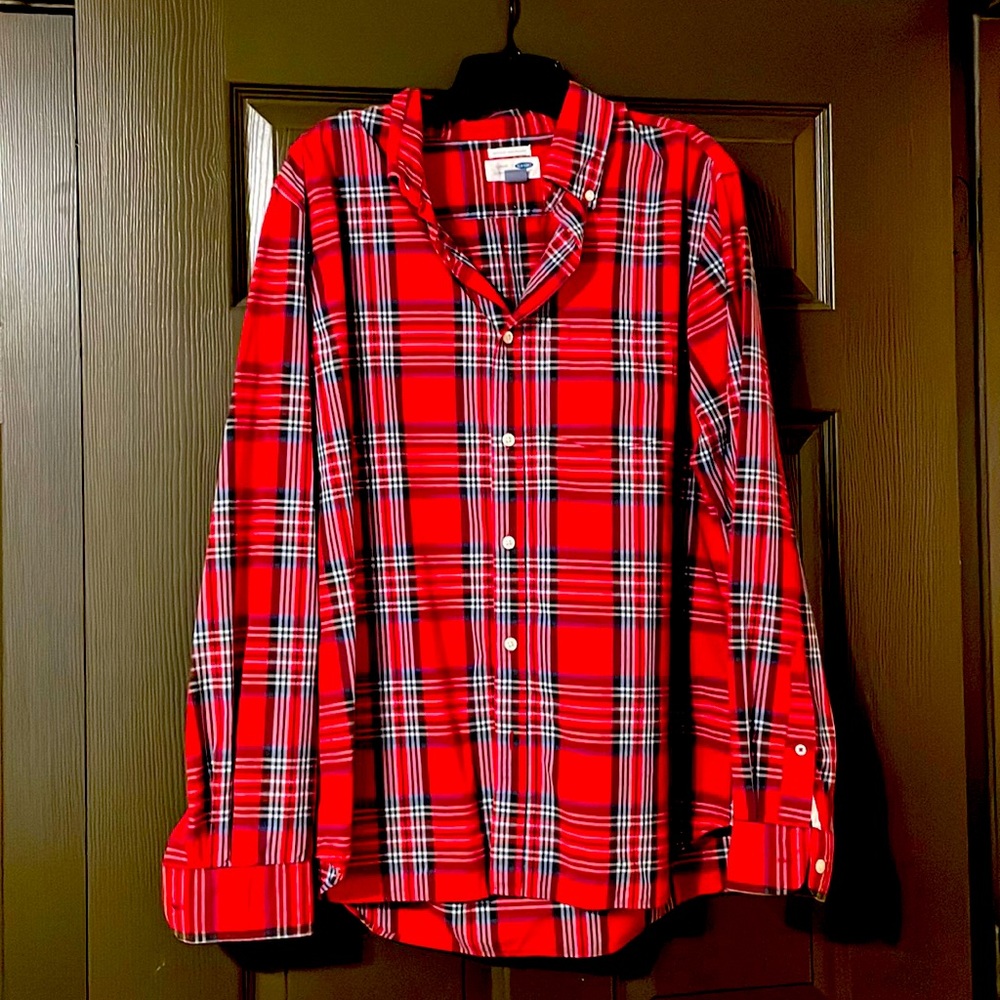 Red plaid long sleeve shirt.